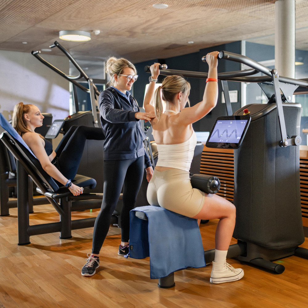 emser therme fitness egym rueckentraining